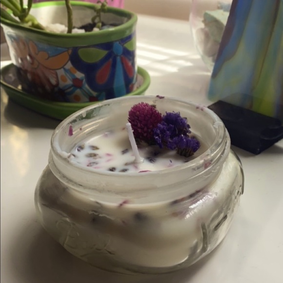 In Lust Candle - Picture 3 of 4